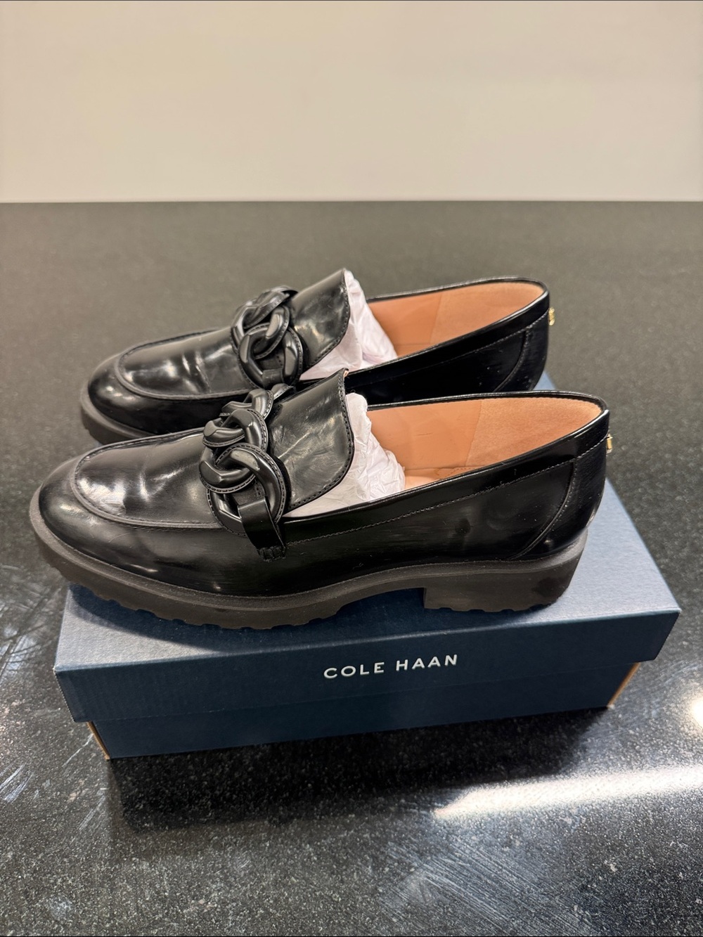 Cole Haan Geneva Black Leather Chain-Link Platform Loafers Sz. 8.5B